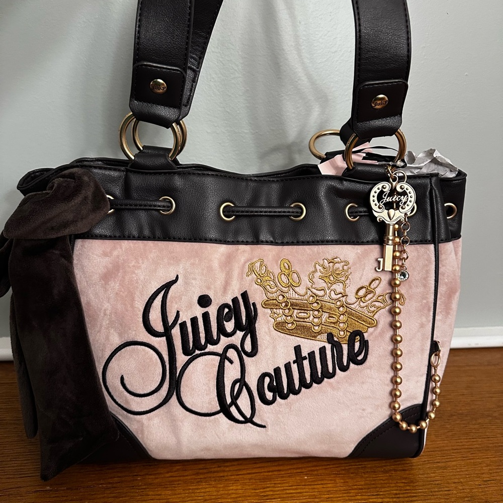 Juicy Couture-The Key to Juicy Daydreamer Tote Dusty Blush